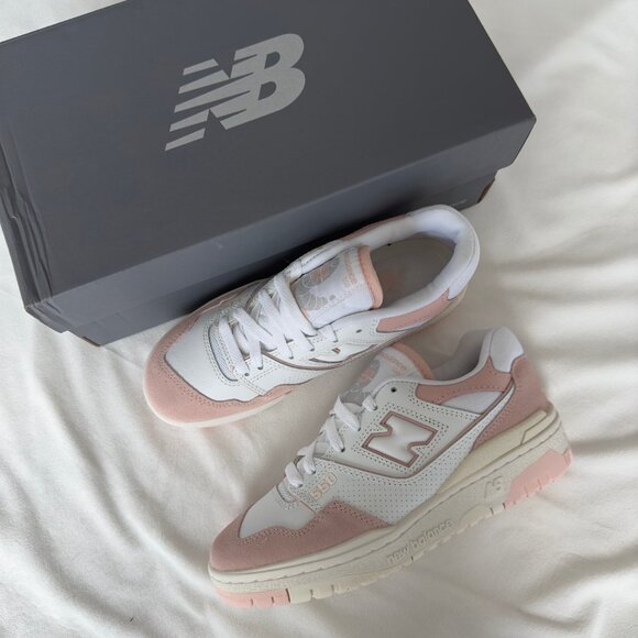 New Balance Women's 550 in White with Pink Sand and Sea Salt Size US 6.5 - Picture 3 of 6